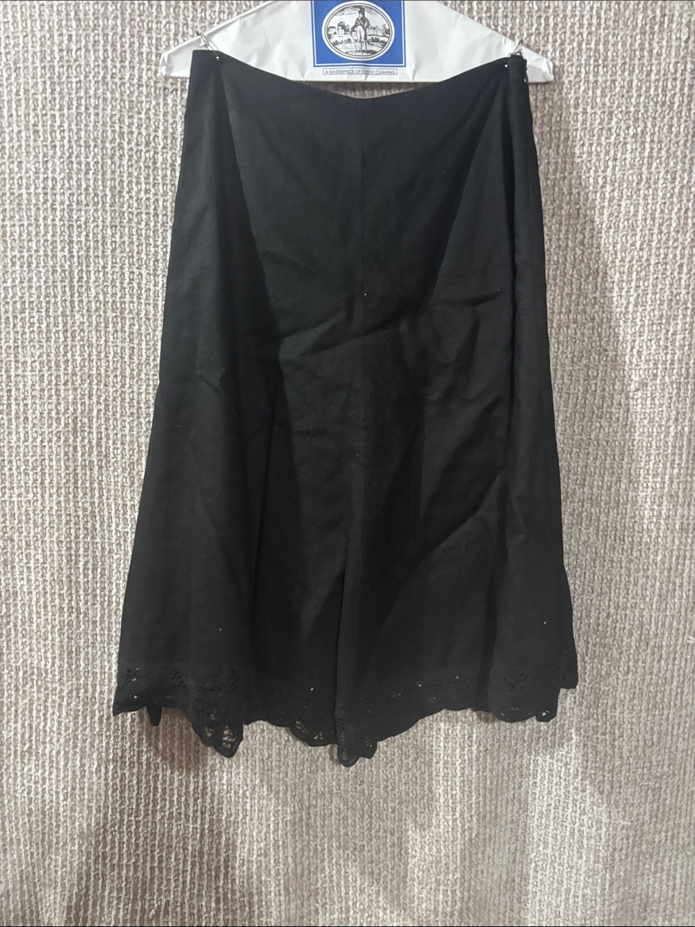Banana Republic Black A-Line Eyelet Hem Skirt